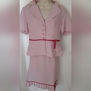 Ladies 2pc Sweet Suit sz 8 Pink and White Pin Stripe button bows skirt suit